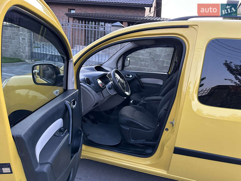 Мінівен Renault Kangoo 2009 в Луцьку