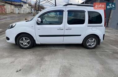 Минивэн Renault Kangoo 2015 в 