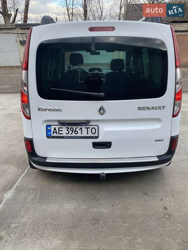 Мінівен Renault Kangoo 2015 в Дніпрі