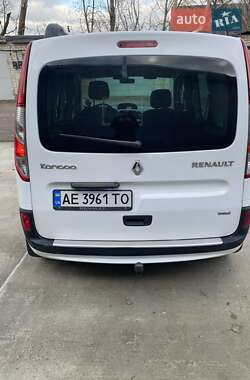 Минивэн Renault Kangoo 2015 в 