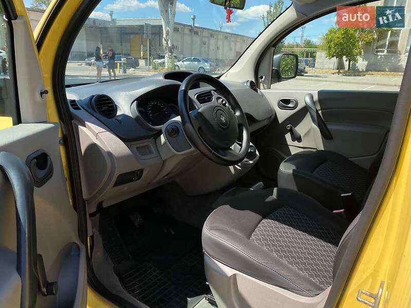 Минивэн Renault Kangoo 2009 в Днепре