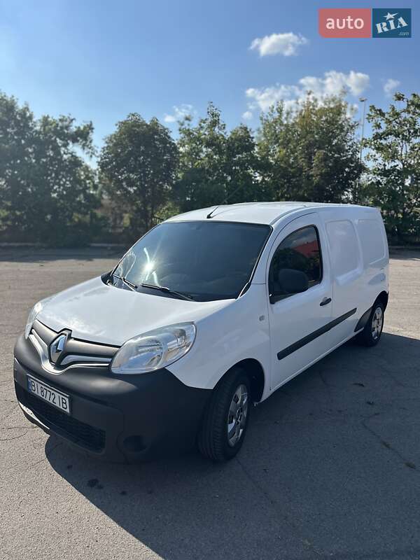 Грузовой фургон Renault Kangoo 2015 в Хороле фото Грузовой фургон Renault Kangoo 2015 в Хороле