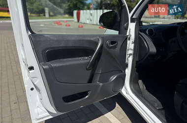 Грузовой фургон Renault Kangoo 2022 в 