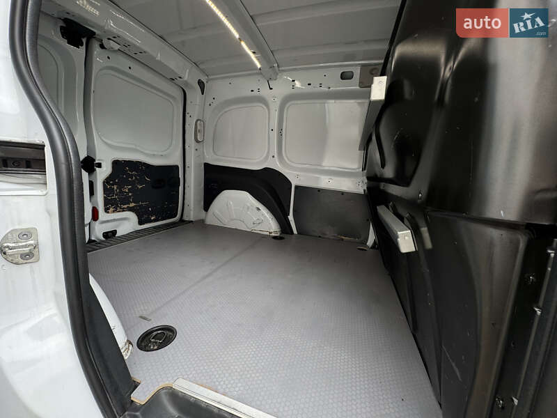 Грузовой фургон Renault Kangoo 2018 в Луцке