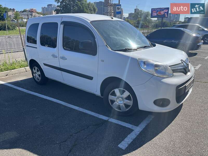 Мінівен Renault Kangoo 2015 в Києві фото 3 Мінівен Renault Kangoo 2015 в Києві