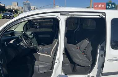 Минивэн Renault Kangoo 2015 в 