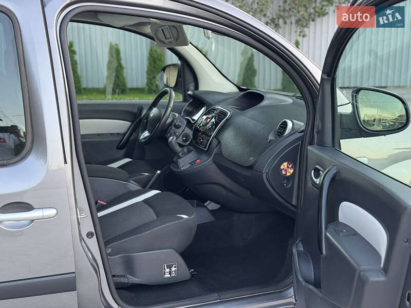 Минивэн Renault Kangoo 2016 в Ровно