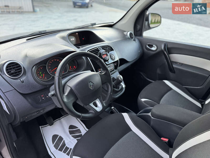 Минивэн Renault Kangoo 2016 в Ровно