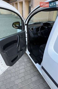 Грузопассажирский фургон Renault Kangoo 2017 в 