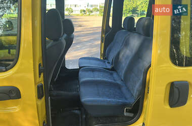 Минивэн Renault Kangoo 2003 в 