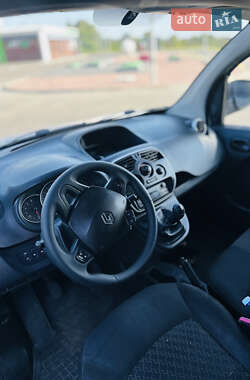 Грузовой фургон Renault Kangoo 2015 в 