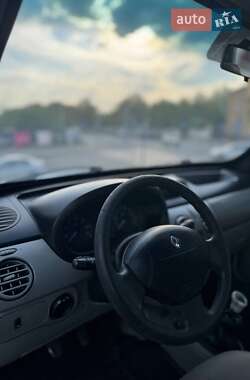 Минивэн Renault Kangoo 2006 в 