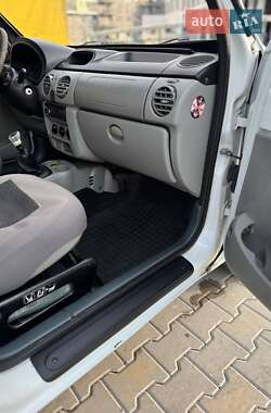Минивэн Renault Kangoo 2006 в 