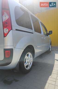 Минивэн Renault Kangoo 2012 в 