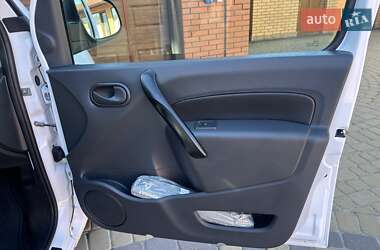 Грузовой фургон Renault Kangoo 2018 в 