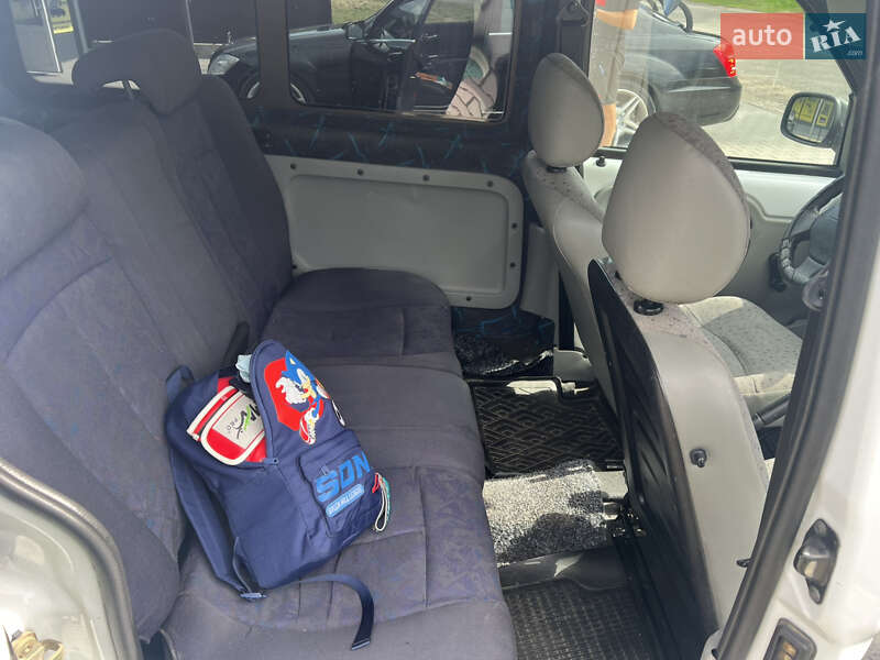 Минивэн Renault Kangoo 2004 в Вижнице фото 10 Минивэн Renault Kangoo 2004 в Вижнице