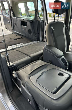 Минивэн Renault Kangoo 2015 в 