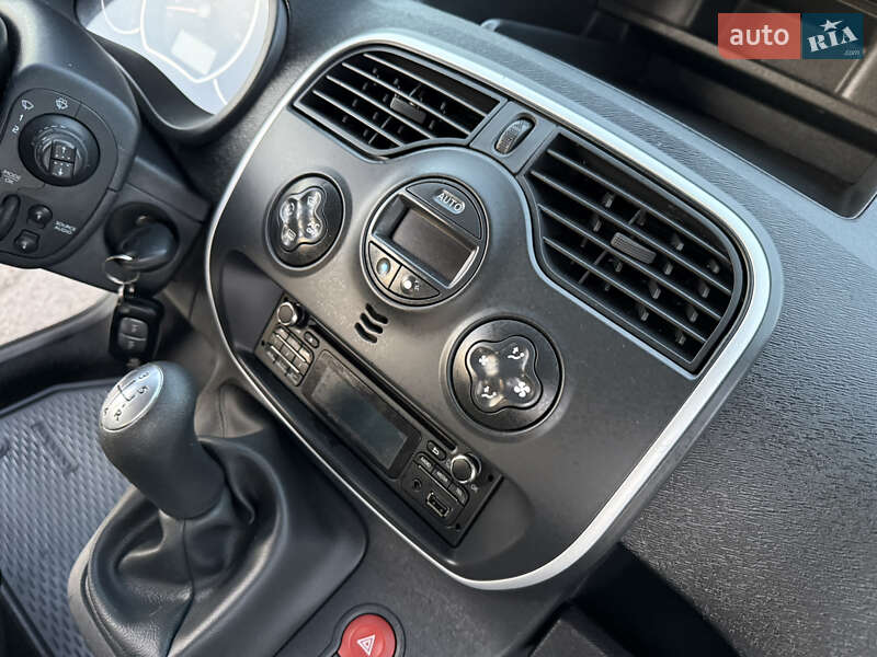 Минивэн Renault Kangoo 2016 в Днепре