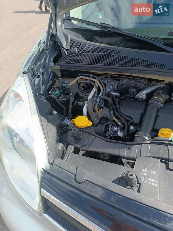 Минивэн Renault Kangoo 2013 в Ковеле