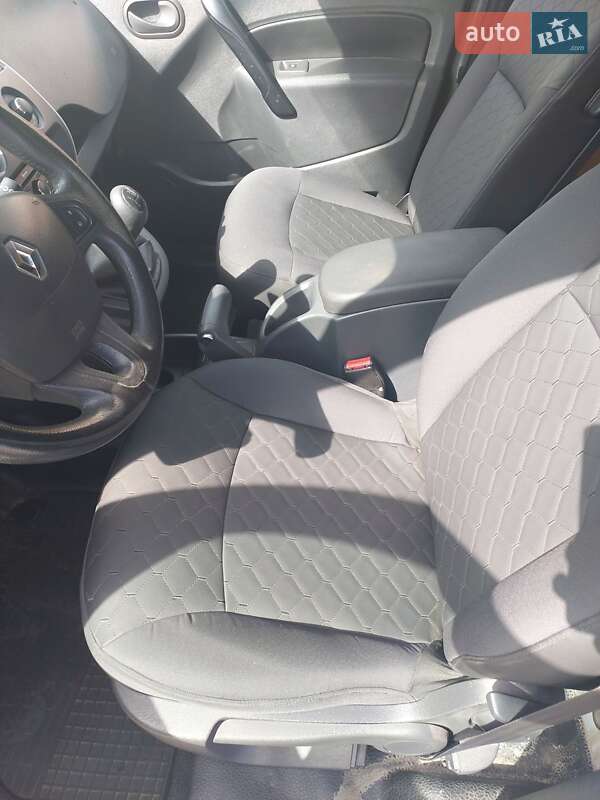Грузовой фургон Renault Kangoo 2013 в Житомире фото 4 Грузовой фургон Renault Kangoo 2013 в Житомире