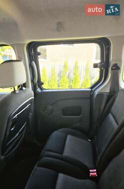 Минивэн Renault Kangoo 2013 в 