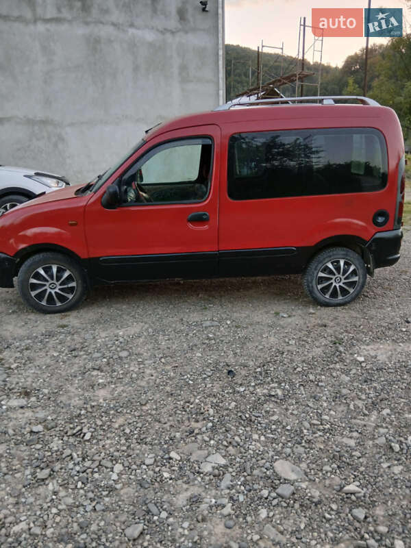 Минивэн Renault Kangoo 2000 в Косове