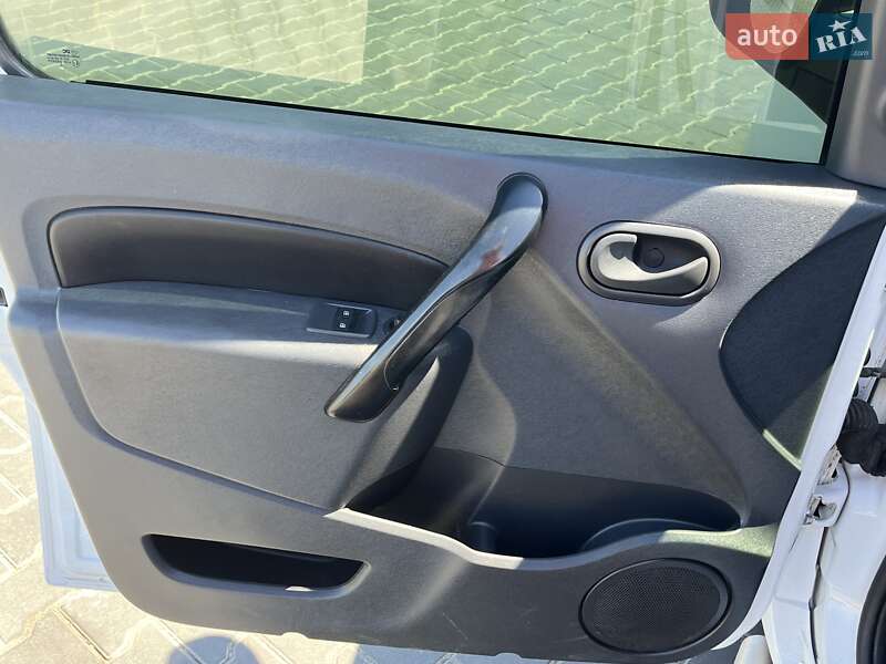 Вантажний фургон Renault Kangoo 2016 в Одесі