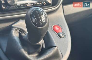 Минивэн Renault Kangoo 2013 в 