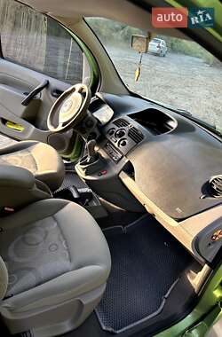 Минивэн Renault Kangoo 2009 в 