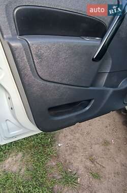 Грузовой фургон Renault Kangoo 2013 в 