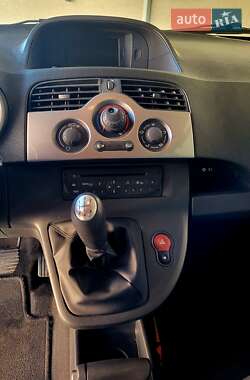 Минивэн Renault Kangoo 2011 в 