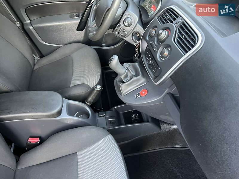 Грузовой фургон Renault Kangoo 2019 в Киеве