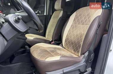 Мінівен Renault Kangoo 2015 в 