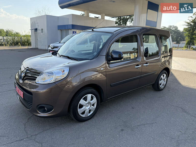 Мінівен Renault Kangoo 2015 в Дніпрі