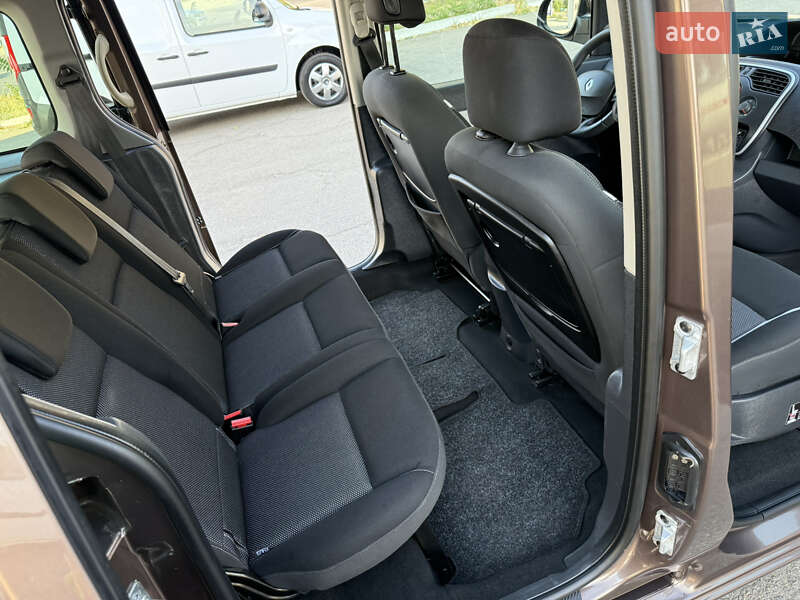 Мінівен Renault Kangoo 2015 в Дніпрі