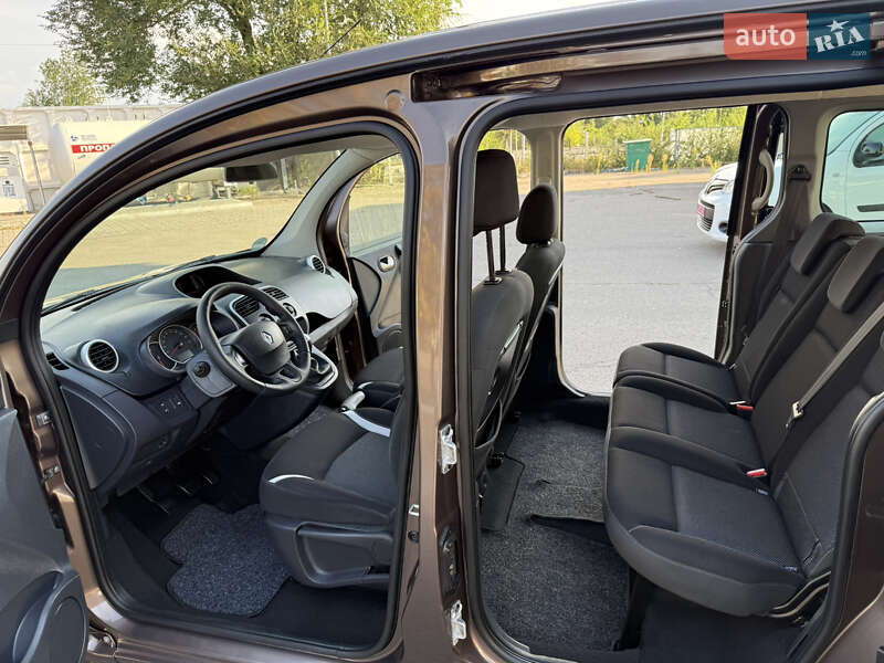 Мінівен Renault Kangoo 2015 в Дніпрі