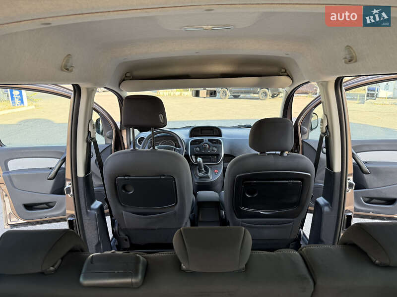 Мінівен Renault Kangoo 2015 в Дніпрі