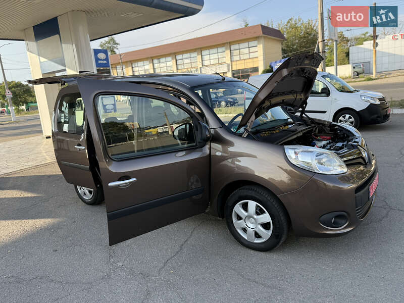 Мінівен Renault Kangoo 2015 в Дніпрі