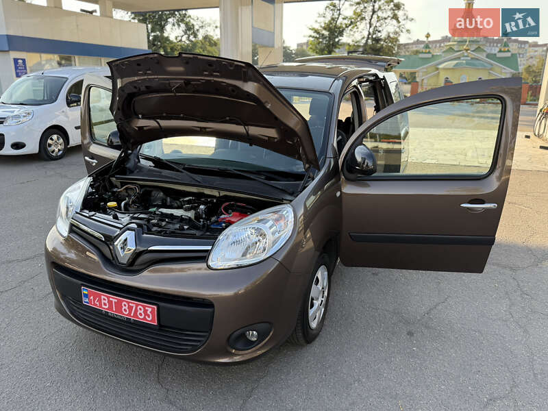 Мінівен Renault Kangoo 2015 в Дніпрі