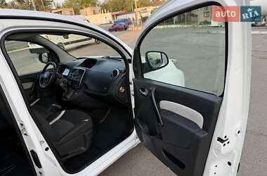 Минивэн Renault Kangoo 2015 в 