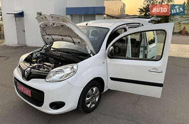 Минивэн Renault Kangoo 2015 в 