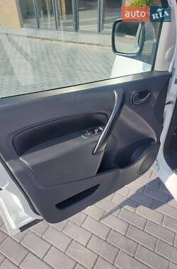 Мінівен Renault Kangoo 2012 в 