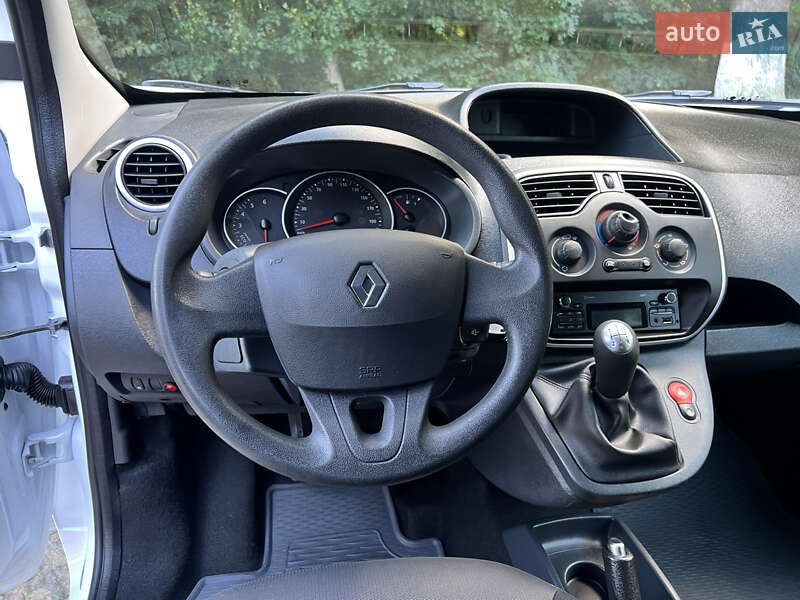 Мінівен Renault Kangoo 2017 в Чернівцях