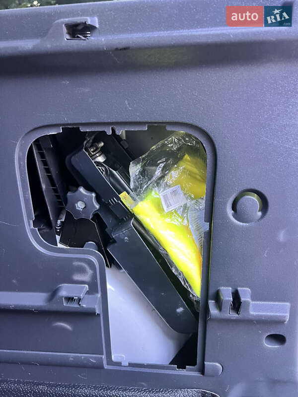 Мінівен Renault Kangoo 2017 в Чернівцях