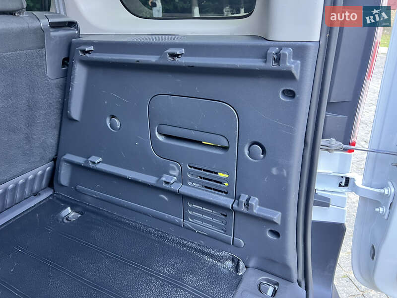 Мінівен Renault Kangoo 2017 в Чернівцях