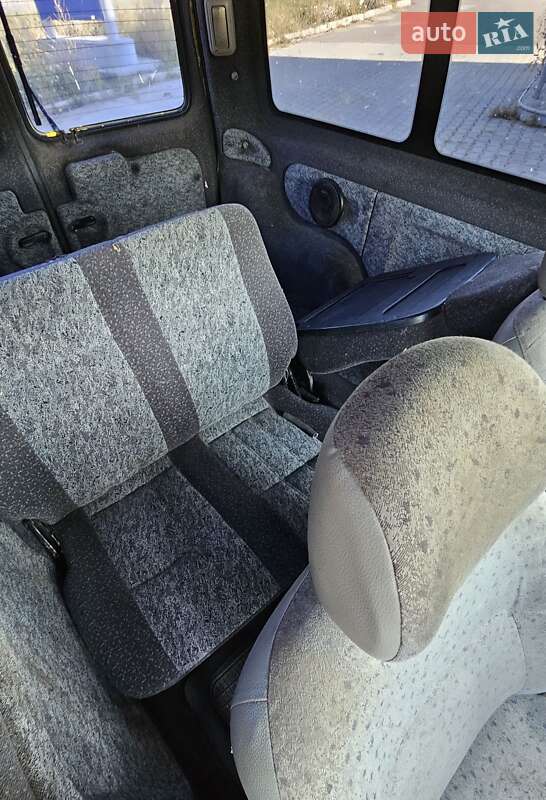 Минивэн Renault Kangoo 2003 в Чемеровцах