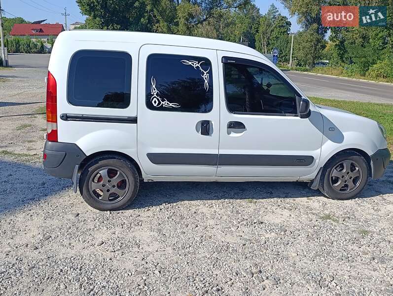 Минивэн Renault Kangoo 2006 в Кицмани