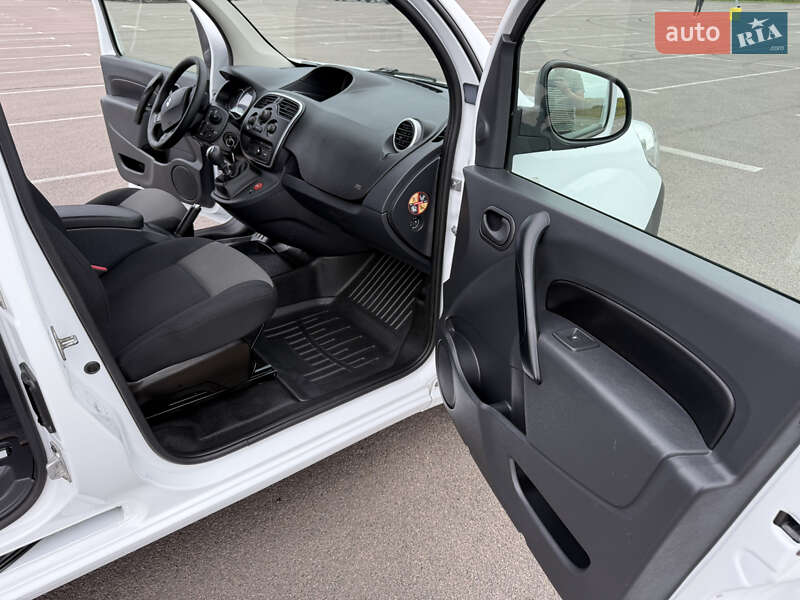 Вантажний фургон Renault Kangoo 2020 в Рівному фото 20 Вантажний фургон Renault Kangoo 2020 в Рівному