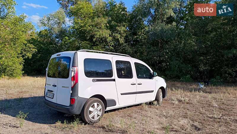 Вантажопасажирський фургон Renault Kangoo 2016 в Дніпрі