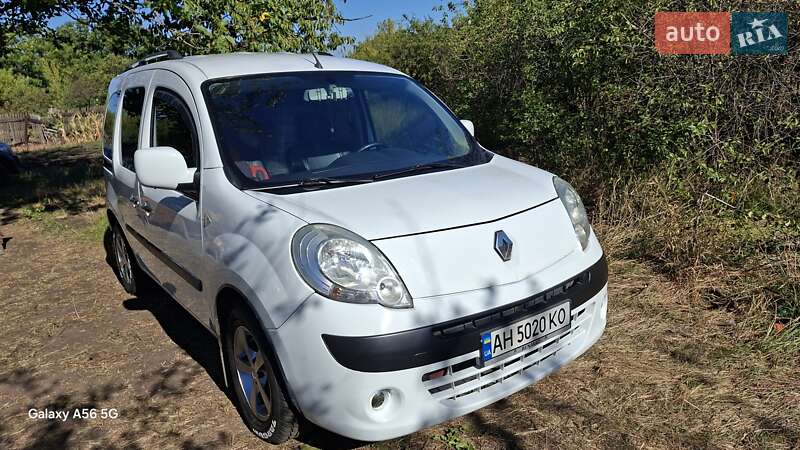 Мінівен Renault Kangoo 2008 в Краматорську